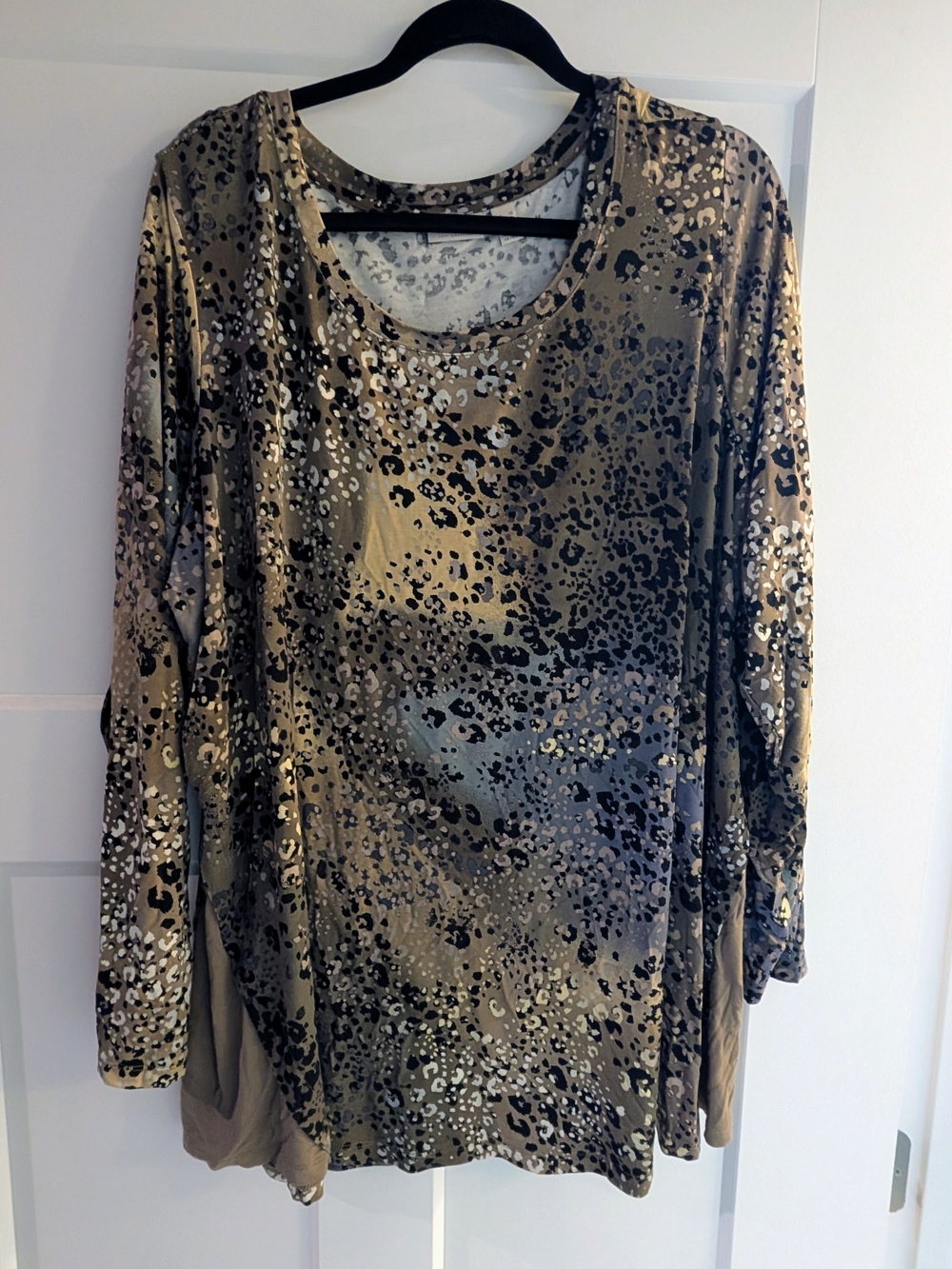 LOGO by Lori Goldstein Animal Print Tunic Top – Size 3X